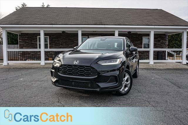 Used 2023 Honda HR-V LX image 1