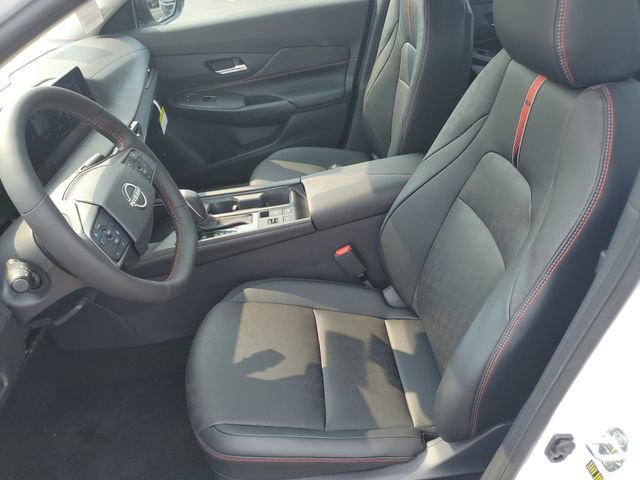 New 2026 Nissan Sentra SR w/ SR Premium Package FWD image 21
