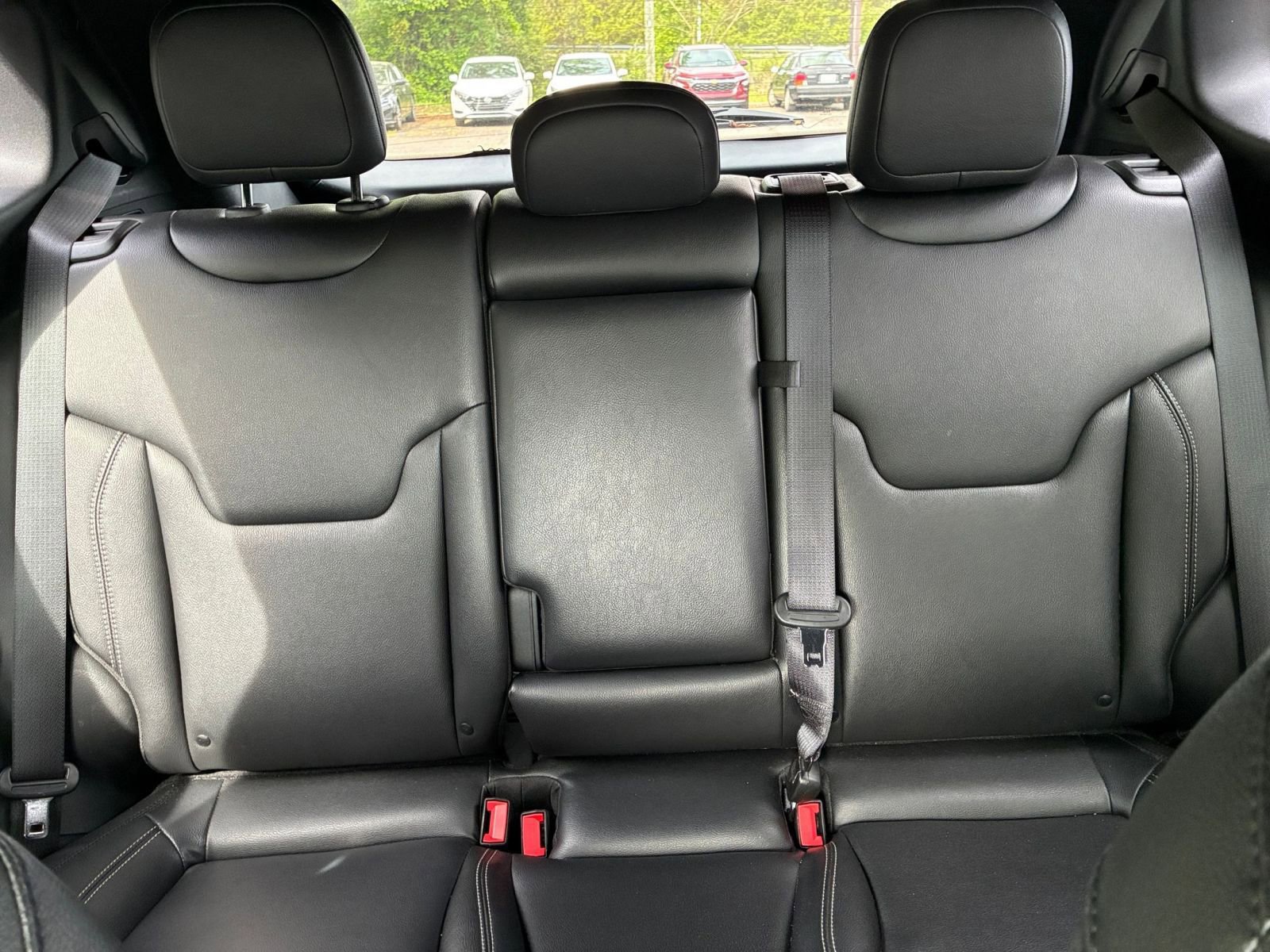 Used 2025 Jeep Compass Limited image 39