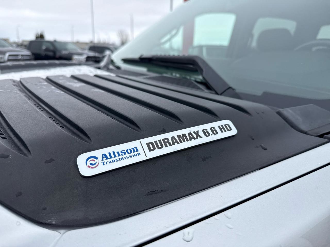 Used 2011 Chevrolet Silverado 3500 LT w/ Interior Plus Package AWD/4WD image 10