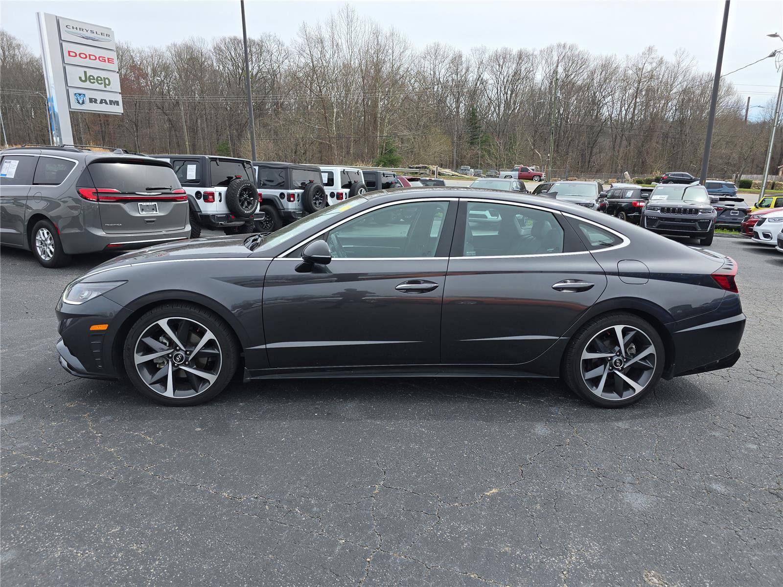 Used 2021 Hyundai Sonata SEL Plus w/ Tech Package image 6