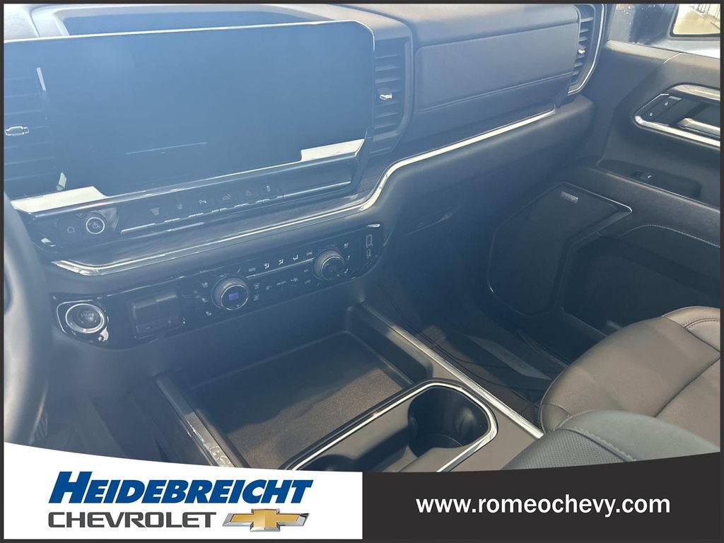 Used 2024 Chevrolet Silverado 2500 LTZ w/ LTZ Plus Package AWD/4WD image 24