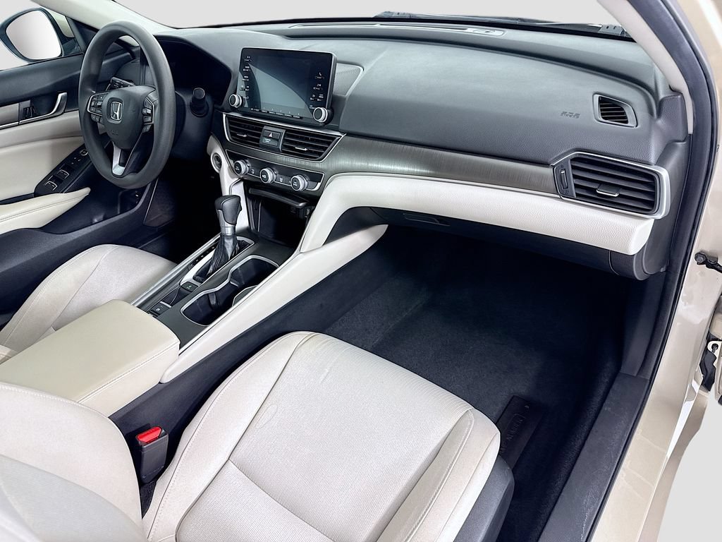 Certified 2019 Honda Accord LX image 17