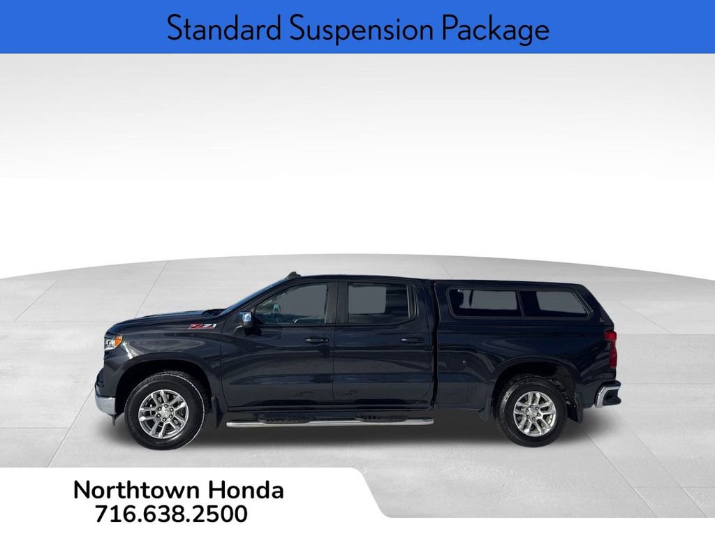 Used 2022 Chevrolet Silverado 1500 LT w/ Z71 Off-Road Package image 8