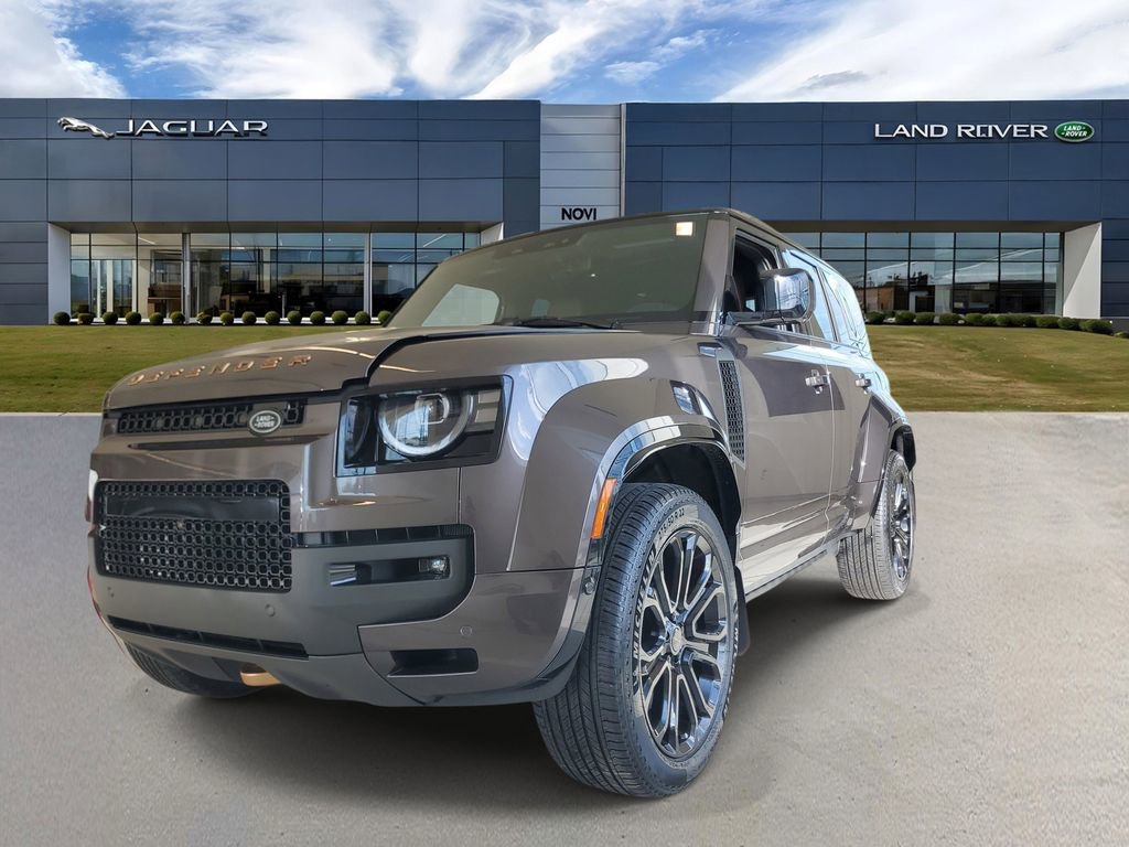 New 2026 Land Rover Defender 110 AWD/4WD image 1