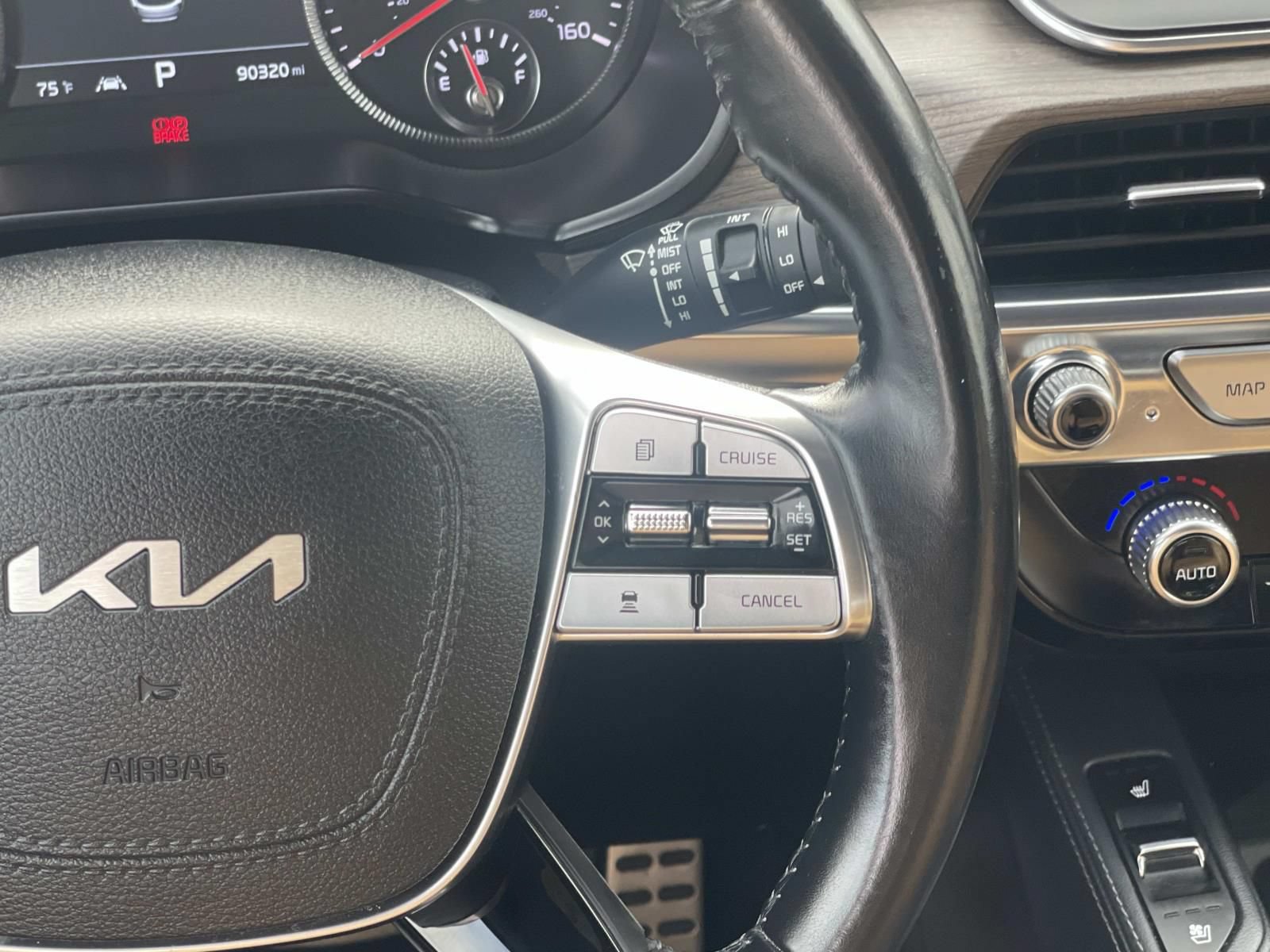 Used 2022 Kia Telluride SX FWD image 11