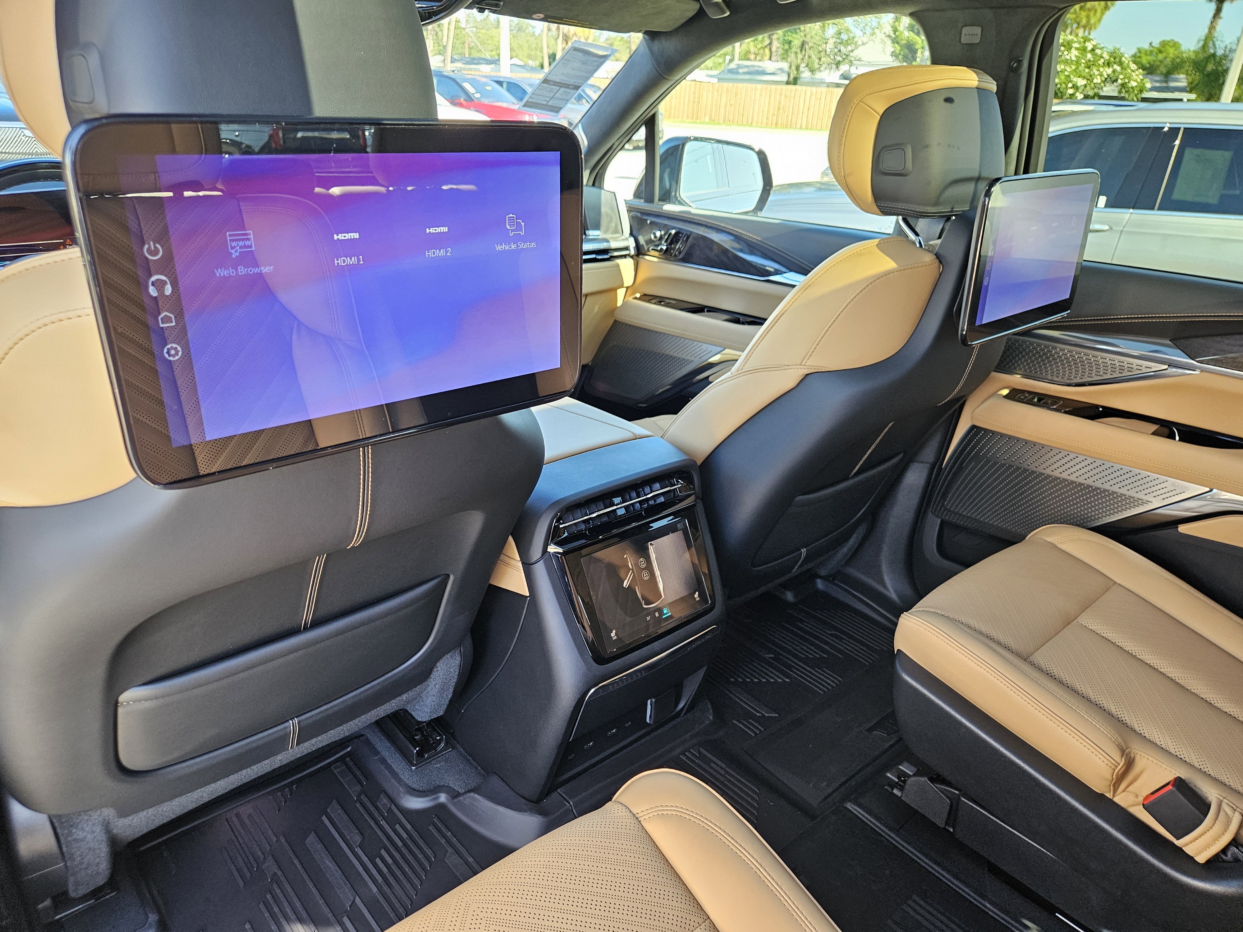 New 2026 Cadillac Escalade IQ Sport 2 w/ LPO, ONYX Package AWD/4WD image 15