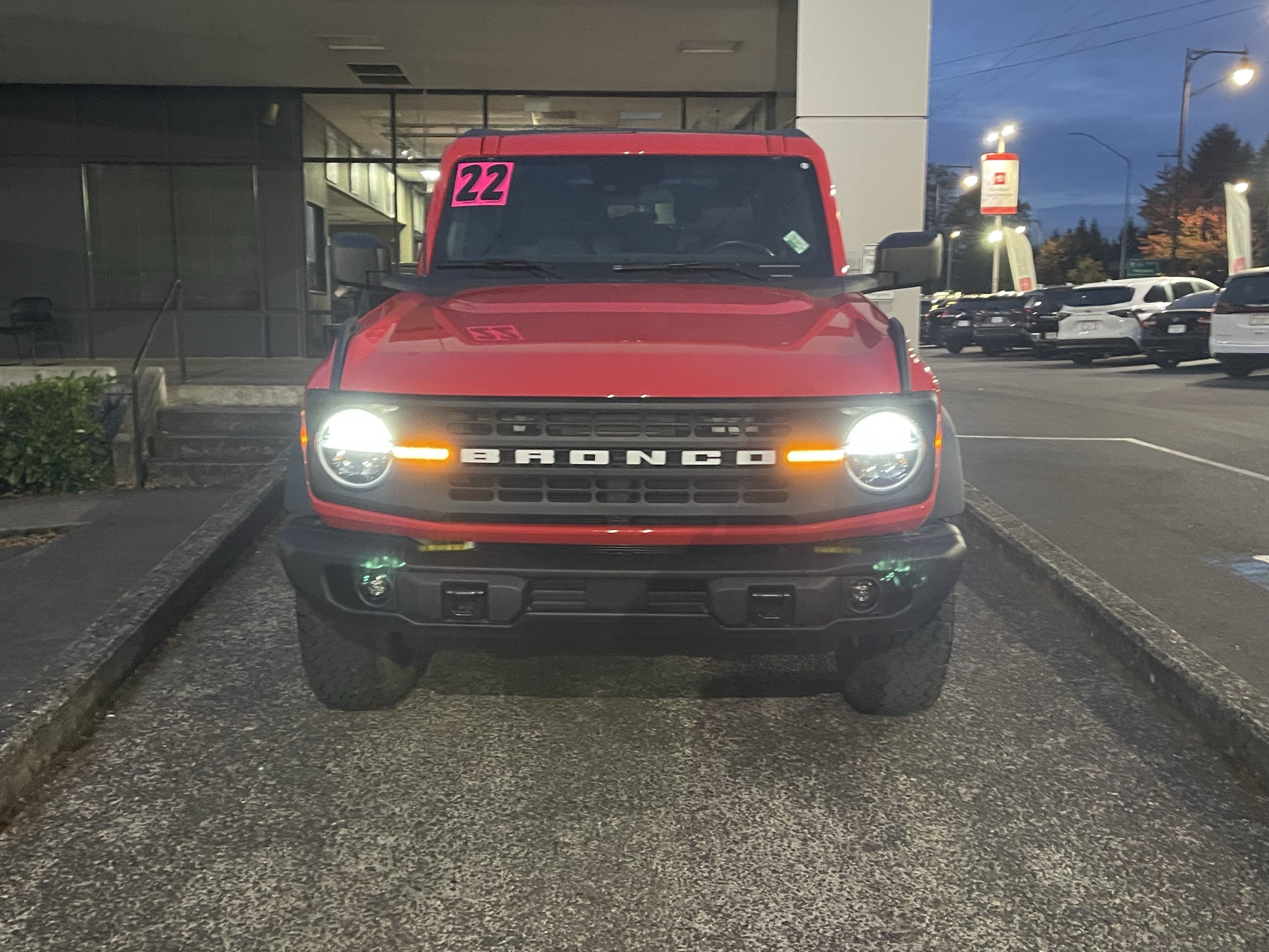 Used 2022 Ford Bronco Black Diamond AWD/4WD image 2