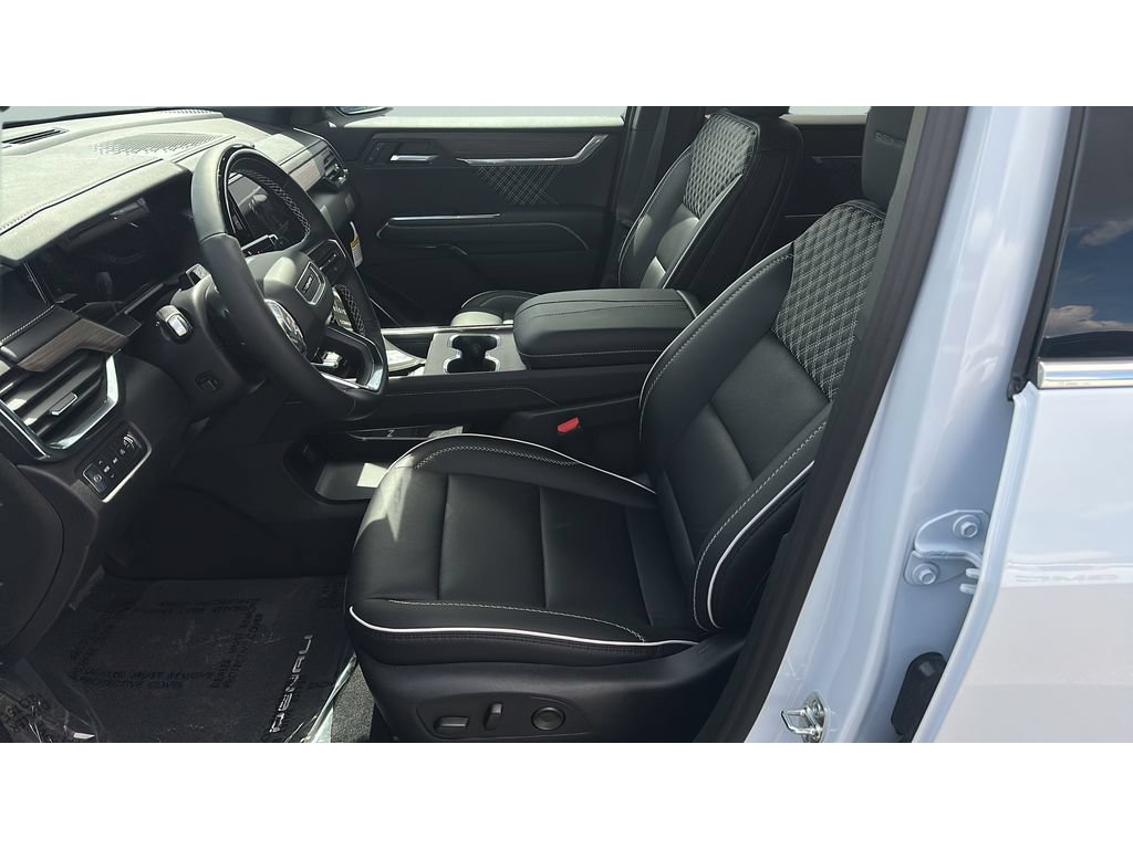 New 2026 GMC Acadia Denali w/ Super Cruise Package AWD/4WD image 9