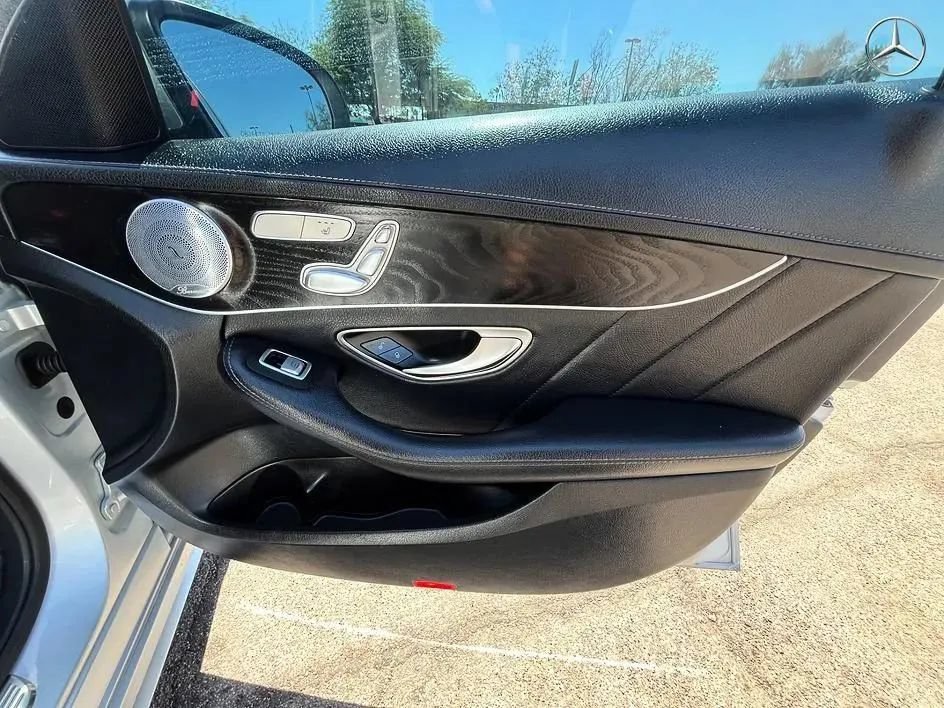 Used 2015 Mercedes-Benz C 300 4MATIC Sedan image 15