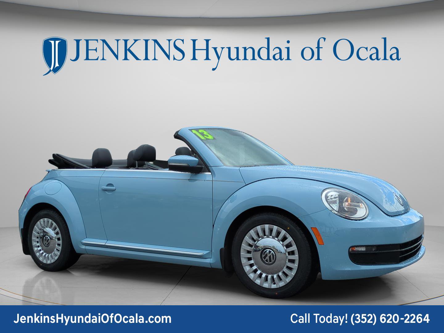Used 2013 Volkswagen Beetle 2.5 FWD image 1