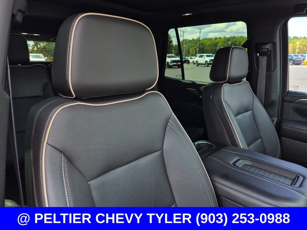 Used 2023 GMC Yukon SLT AWD/4WD image 14