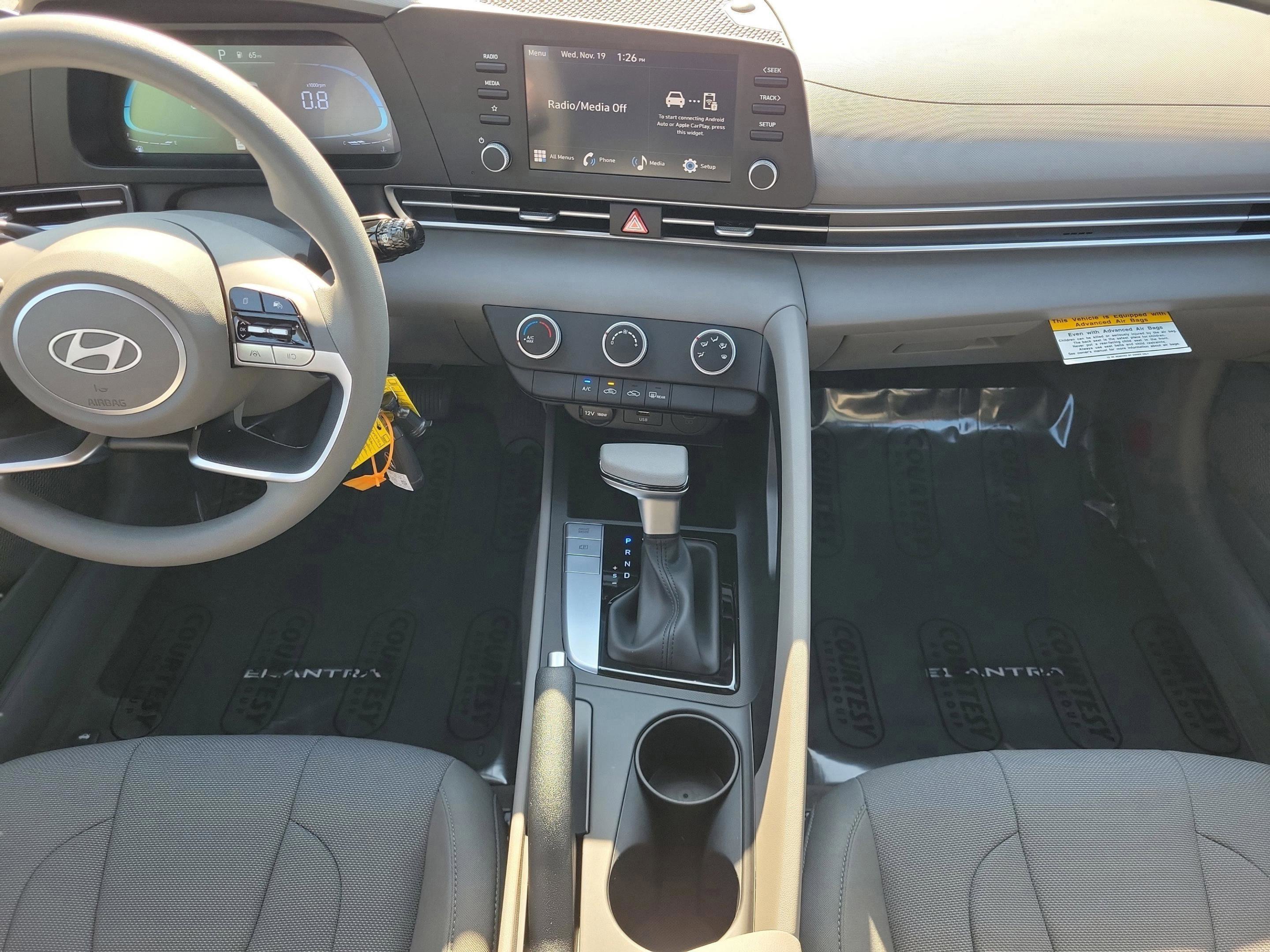 New 2026 Hyundai Elantra SE image 20