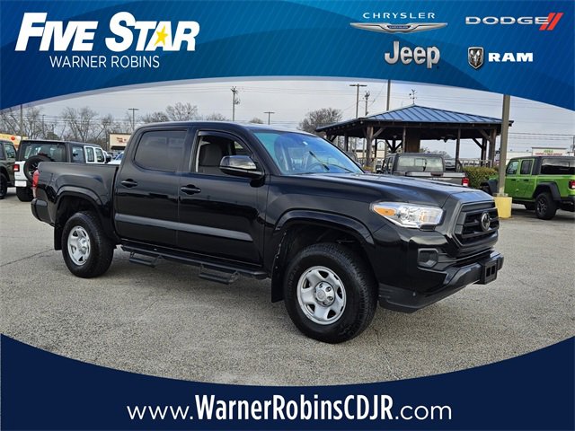 Used 2023 Toyota Tacoma SR video 1