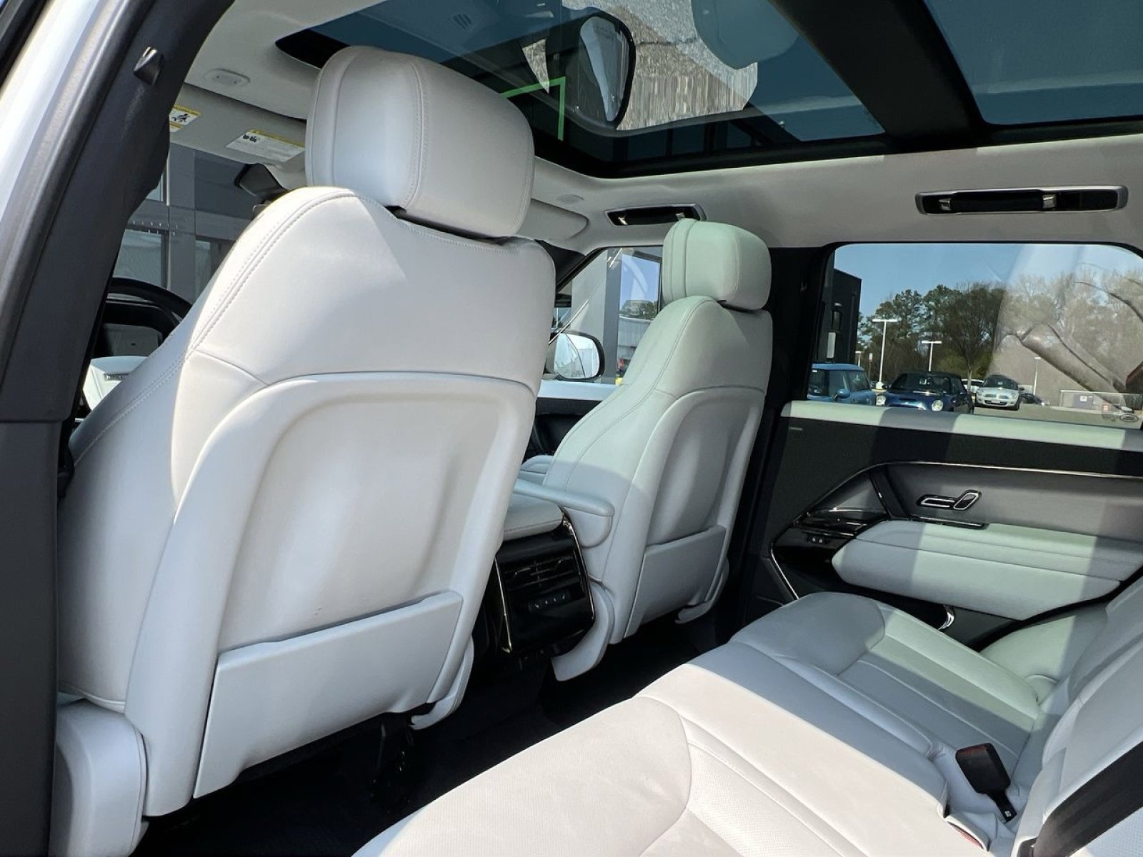 Used 2023 Land Rover Range Rover Sport SE image 23