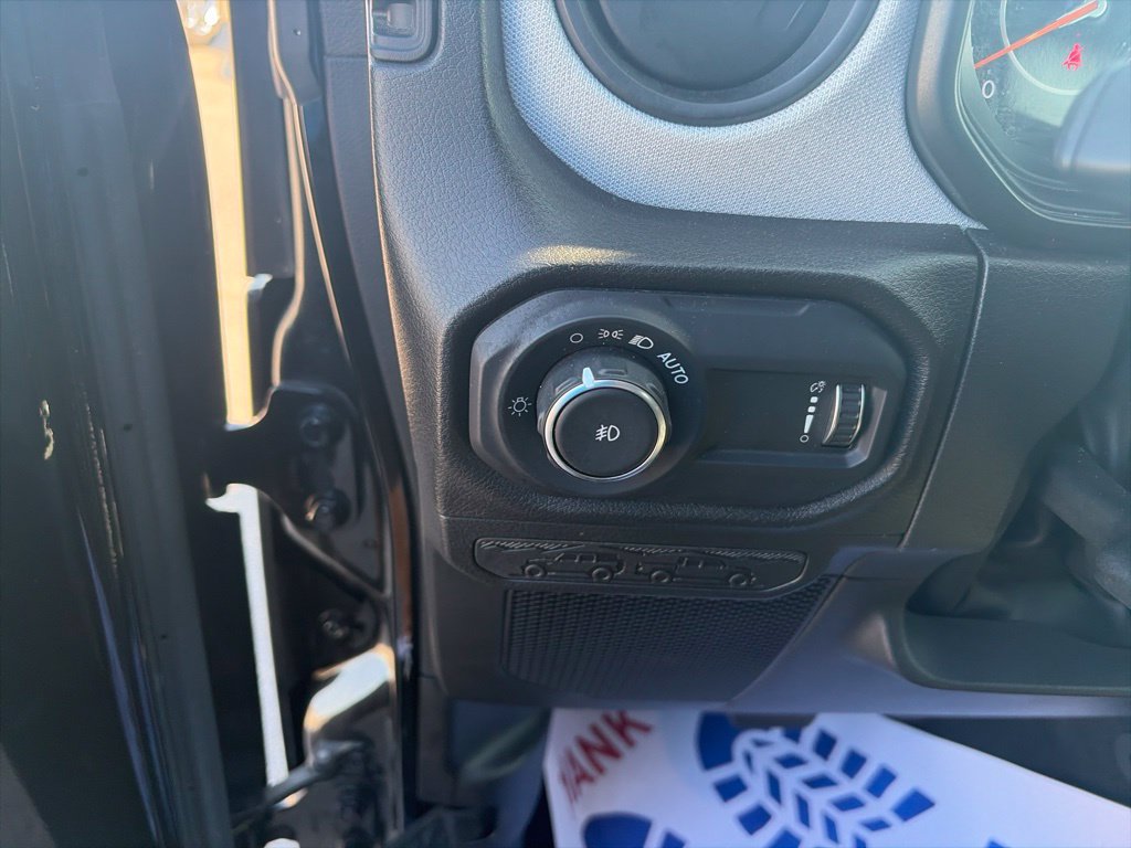 Used 2024 Jeep Wrangler Unlimited Sport AWD/4WD image 20