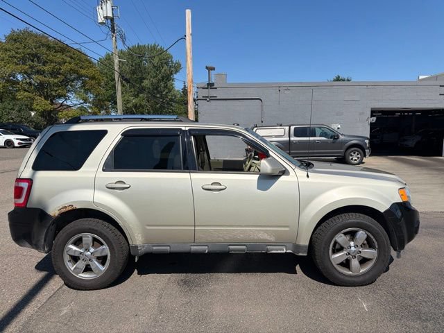 Used 2011 Ford Escape Limited w/ 301A Rapid Spec Order Code AWD/4WD image 8