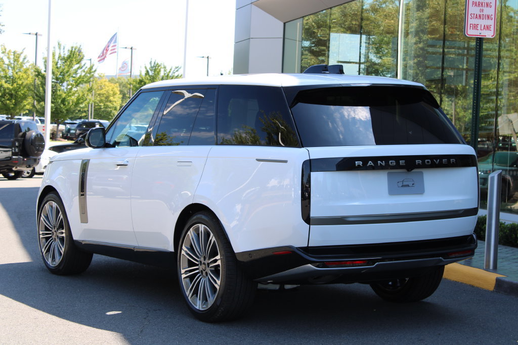 New 2027 Land Rover Range Rover SE AWD/4WD image 5