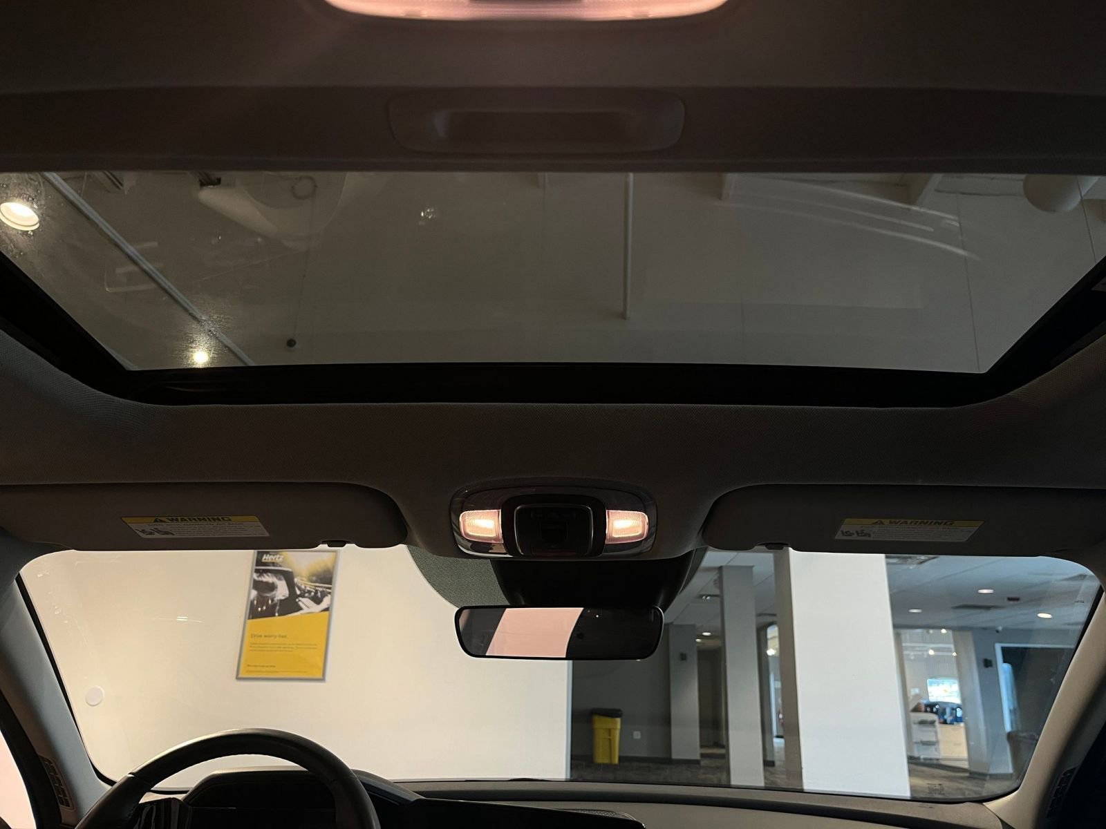 Used 2025 Hyundai Elantra SEL image 29