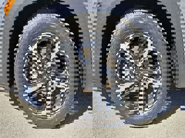 Used 2021 Chevrolet TrailBlazer RS w/ Sun and Liftgate Package image 14