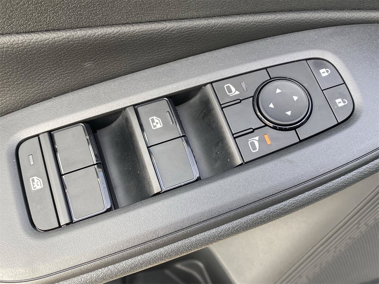 New 2026 Nissan Sentra SV w/ Floor Mat Package FWD image 20