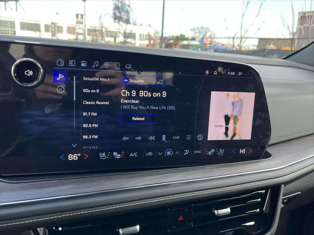 Used 2025 Chevrolet Suburban Premier image 27