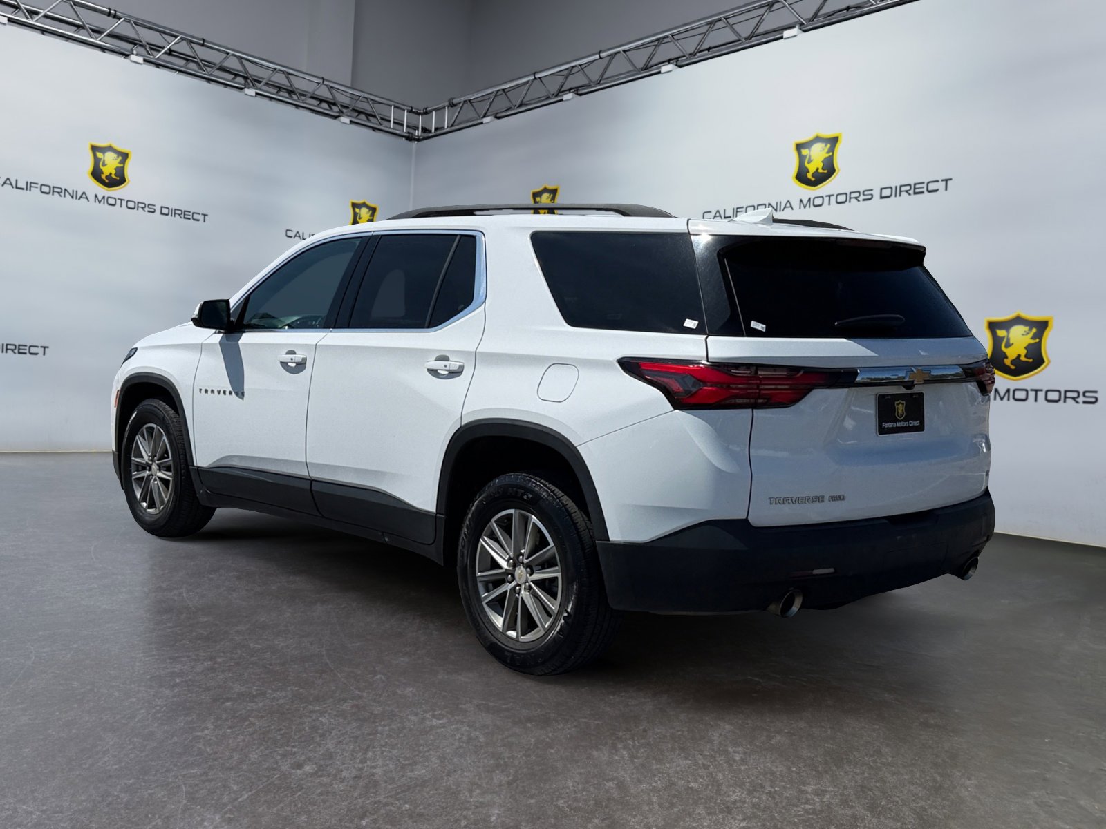 Used 2023 Chevrolet Traverse LT AWD/4WD image 3