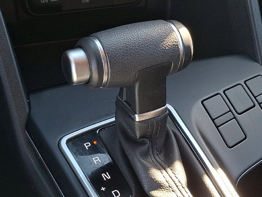 Used 2025 Kia Sportage LX FWD image 20