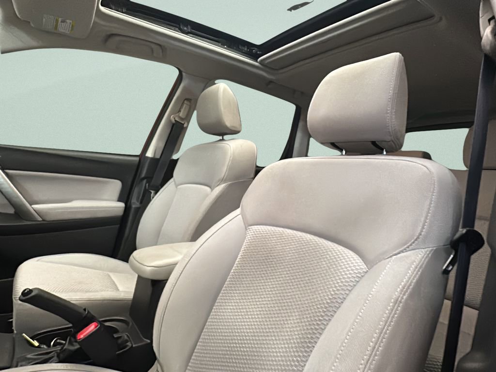 Used 2015 Subaru Forester 2.5i Premium w/ All-Weather Package image 7