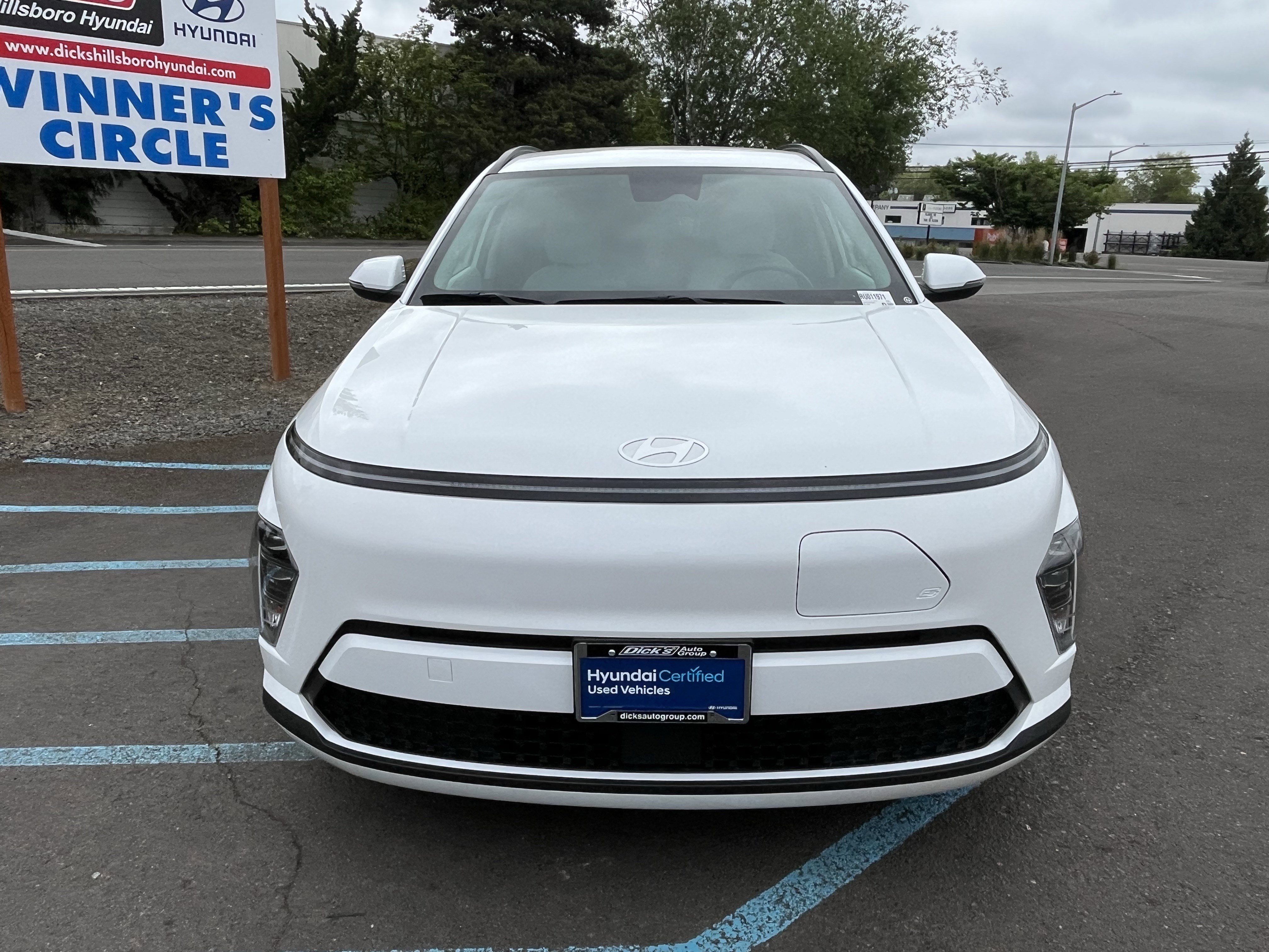 Certified 2024 Hyundai Kona SEL FWD image 8