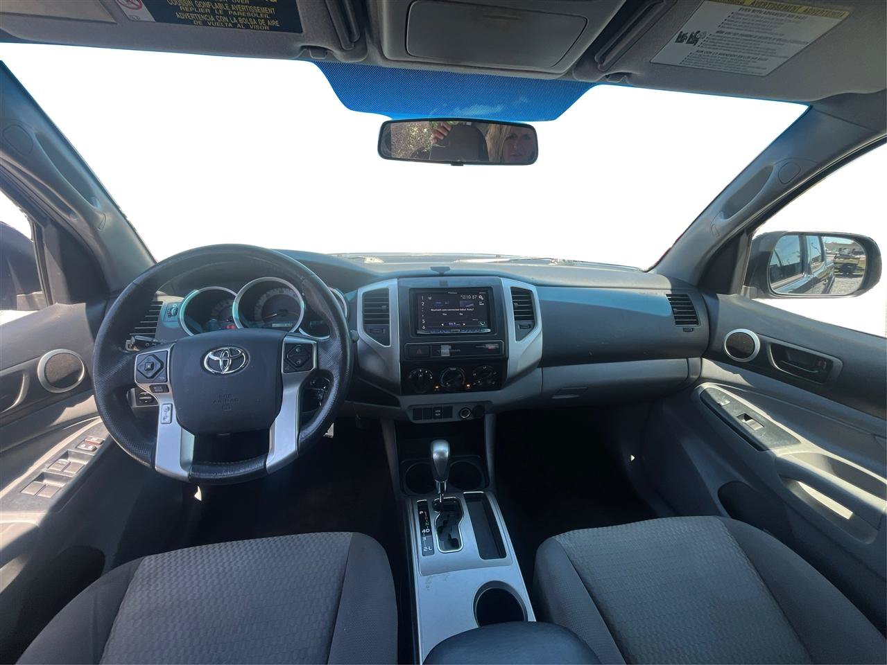 Used 2015 Toyota Tacoma PreRunner w/ SR5 Package RWD image 23