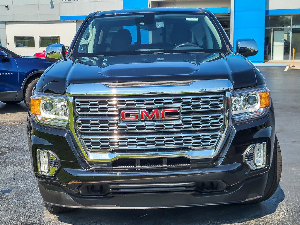 Certified 2022 GMC Canyon Denali w/ Denali Black Edition Package image 5