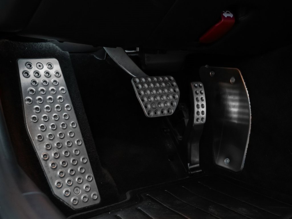 Certified 2015 Ferrari FF image 65