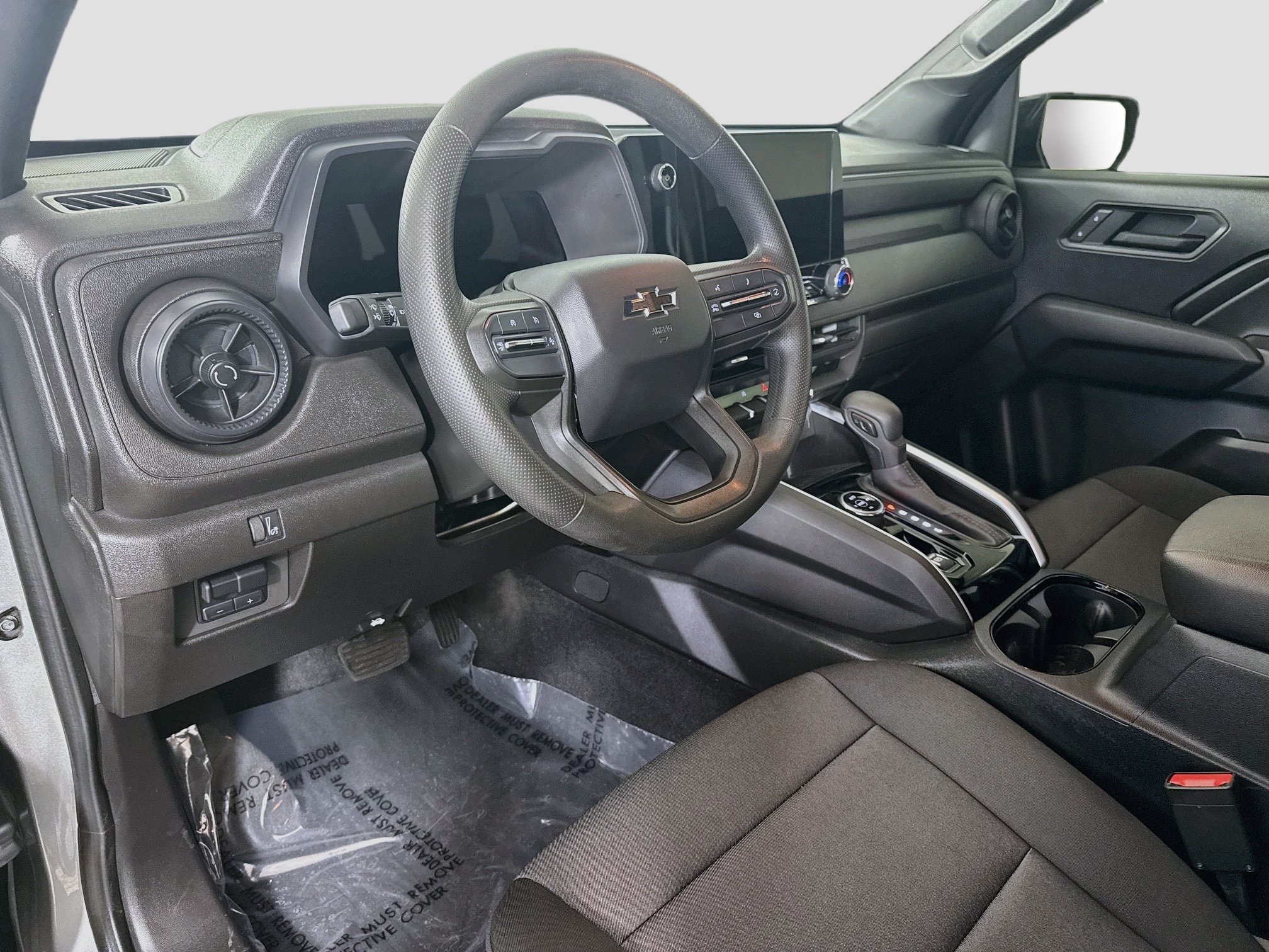 Used 2025 Chevrolet Colorado Trail Boss AWD/4WD image 23