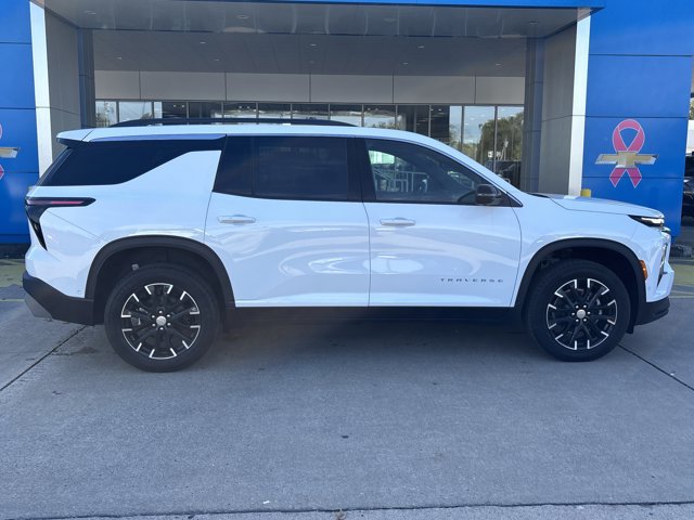New 2026 Chevrolet Traverse LT w/ Enhanced Driving Package image 2