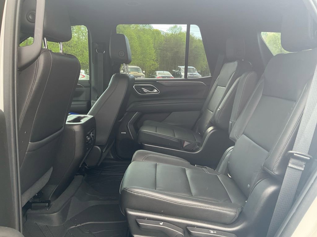 Used 2021 Chevrolet Tahoe LT w/ Luxury Package image 14