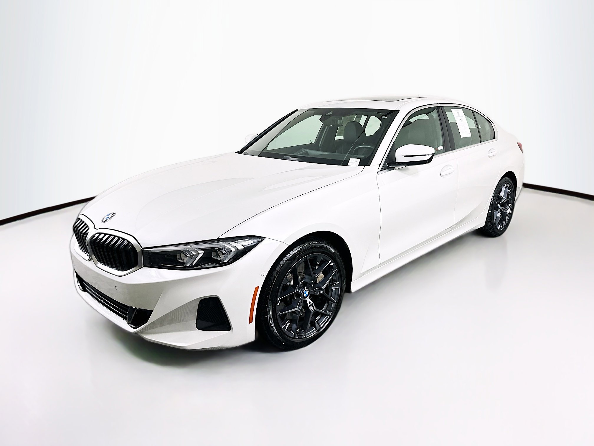 Used 2025 BMW 330i Sedan w/ Convenience Package image 3