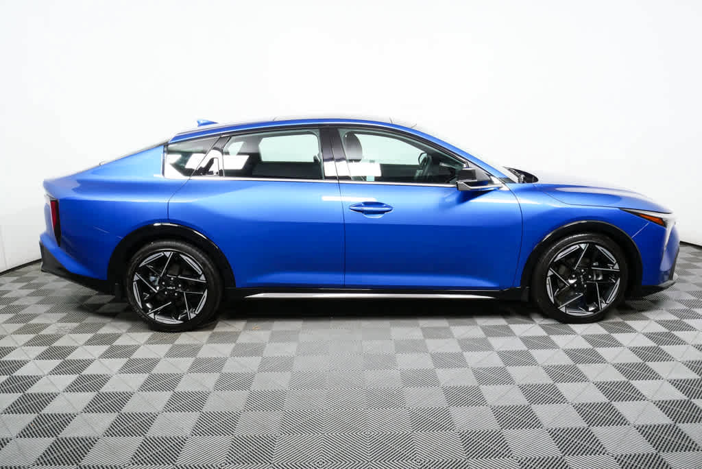 Used 2025 Kia K4 GT-Line w/ GT-Line Sunroof Package FWD video 2