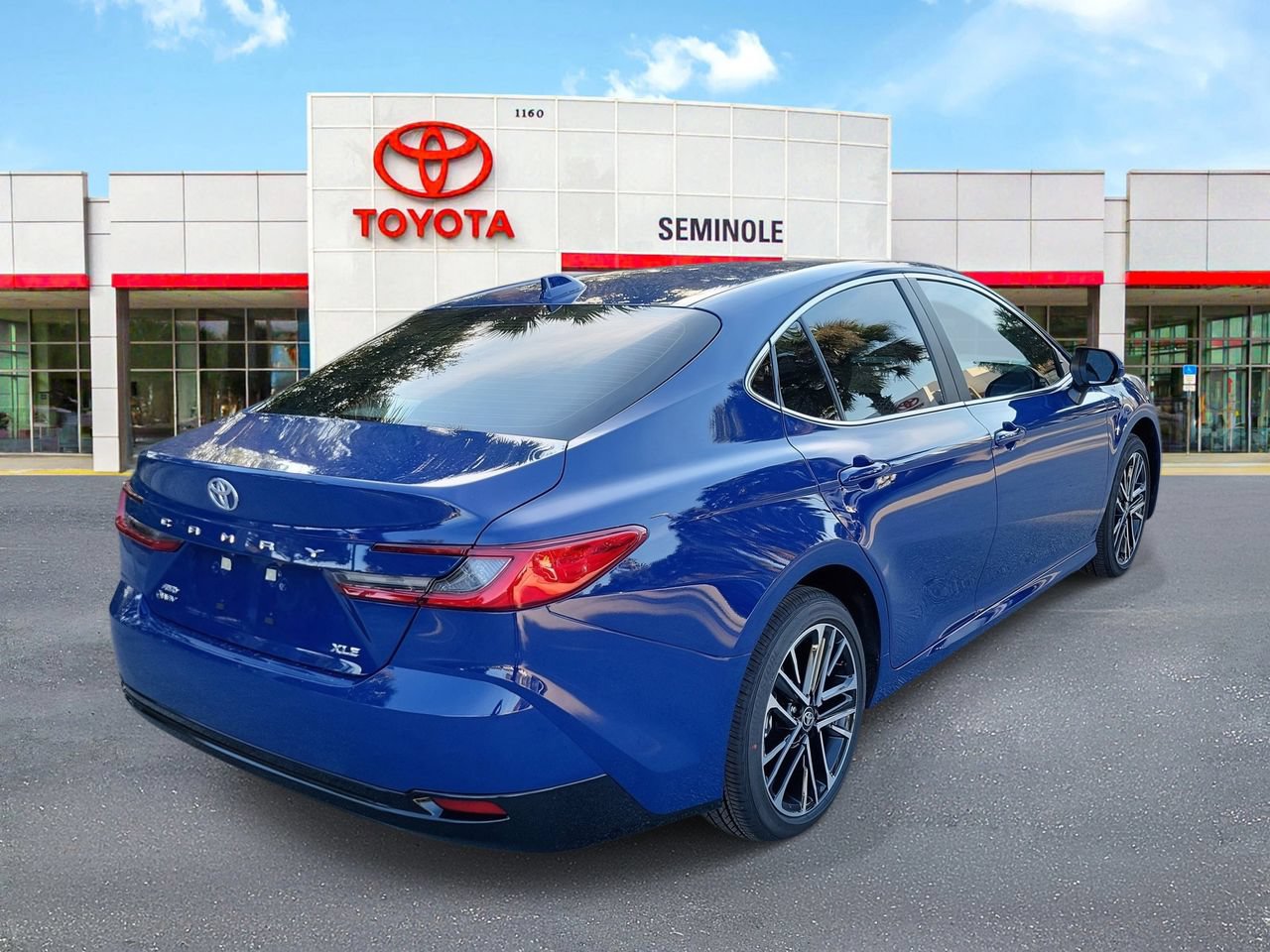 New 2026 Toyota Camry XLE AWD/4WD image 3