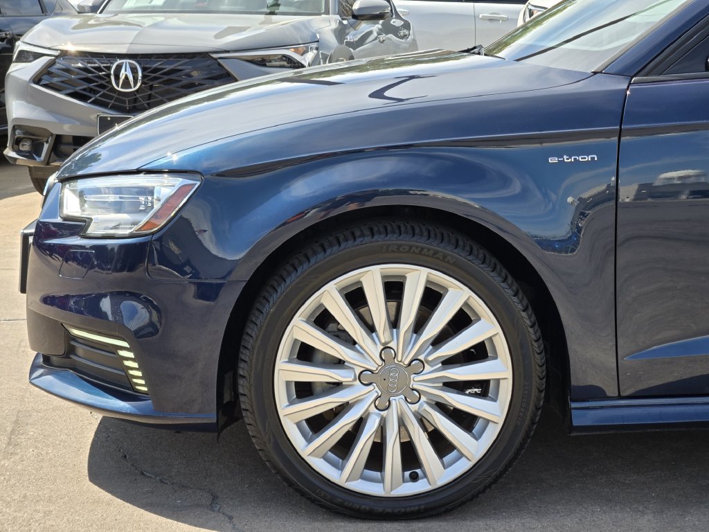 Used 2017 Audi A3 e-tron Premium w/ Sport Package FWD image 13