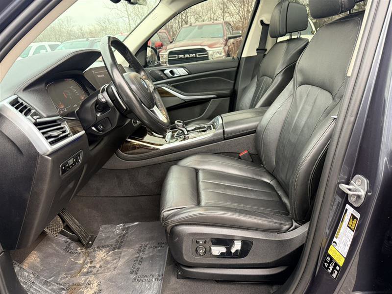 Used 2020 BMW X7 xDrive40i w/ Parking Assistance Package image 33