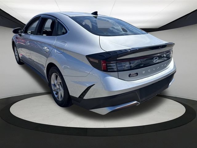 Certified 2025 Hyundai Sonata SE FWD image 8
