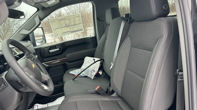 New 2026 Chevrolet Silverado 3500 LT image 16