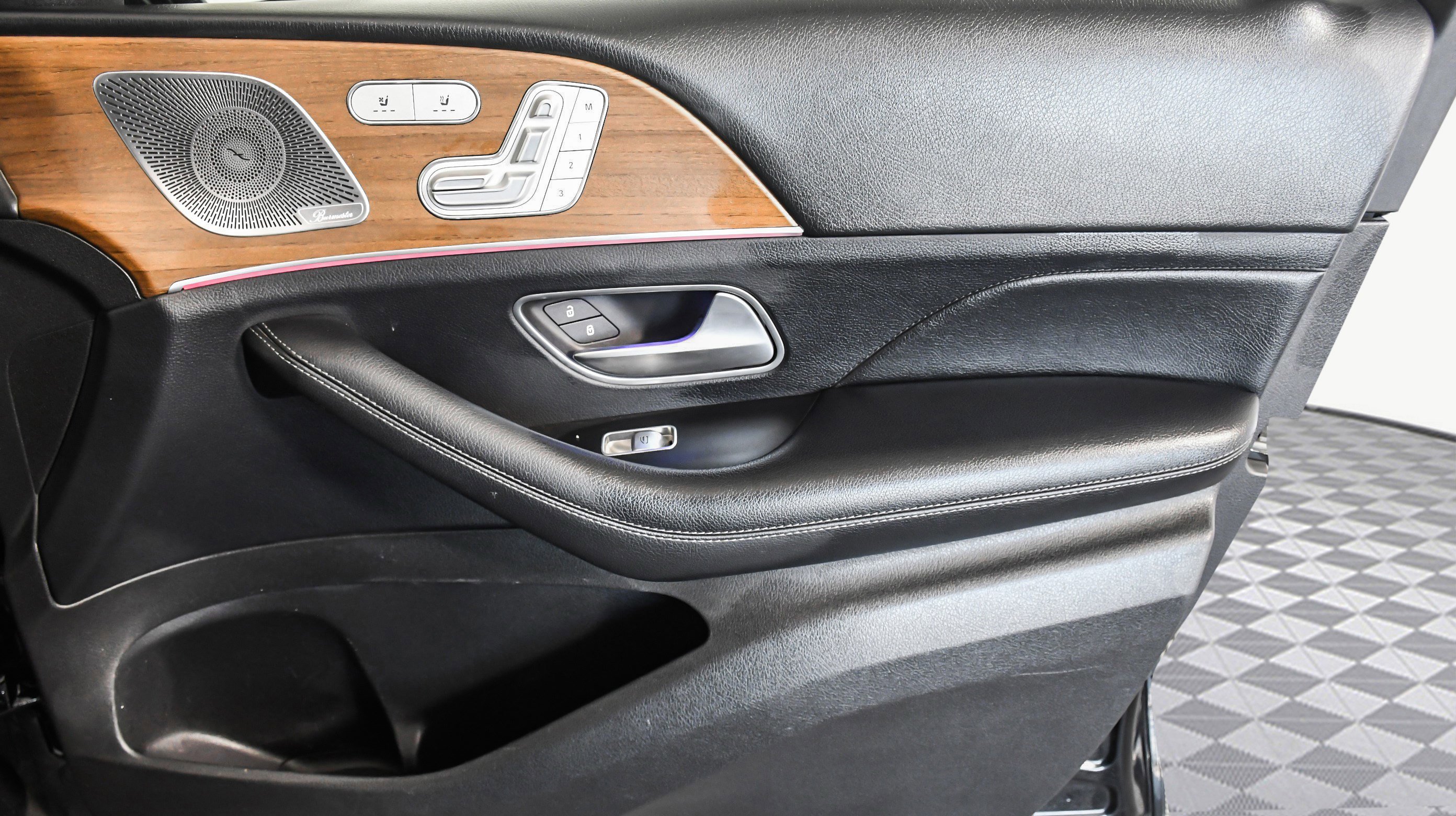 Used 2020 Mercedes-Benz GLE 450 4MATIC image 27