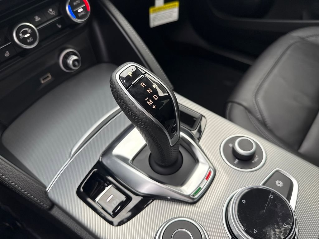 New 2025 Alfa Romeo Stelvio Sprint w/ Convenience Package image 26