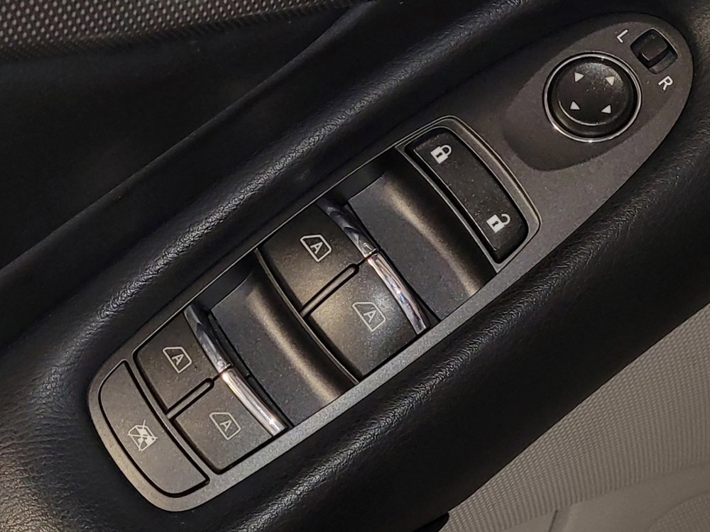 Used 2015 INFINITI Q50 Premium w/ All Weather Package RWD image 27