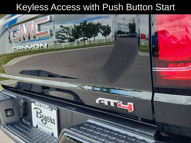 Used 2024 GMC Canyon AT4 w/ AT4 Premium Package AWD/4WD image 15