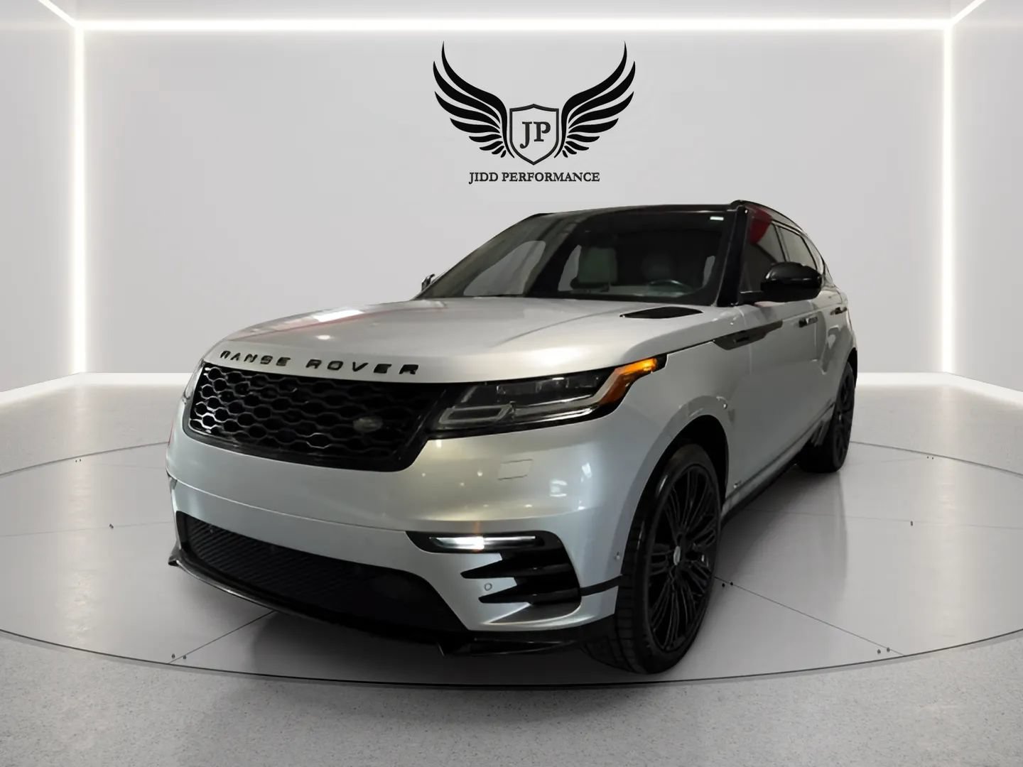 Used 2019 Land Rover Range Rover Velar R-Dynamic HSE AWD/4WD image 3