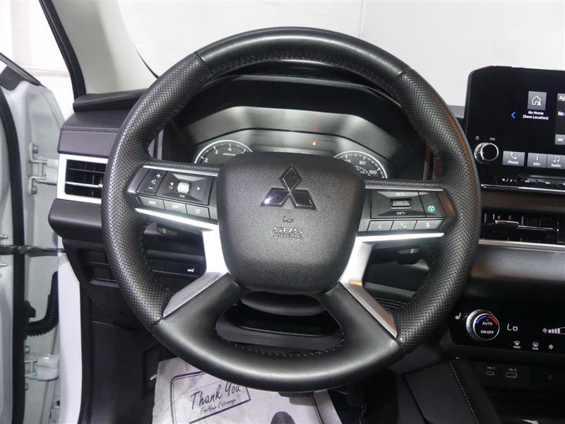 Used 2024 Mitsubishi Outlander SE AWD/4WD image 30