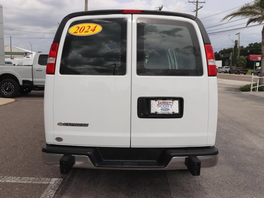Used 2024 Chevrolet Express 2500 w/ Driver Convenience Package RWD image 13